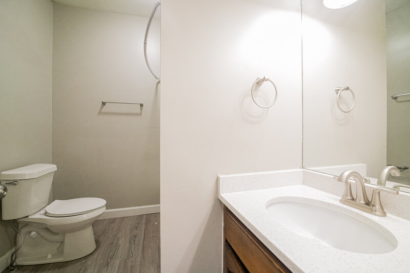 3,080/Mo, 8601 Stone Creek Ct Douglasville, GA 30135 Bathroom View