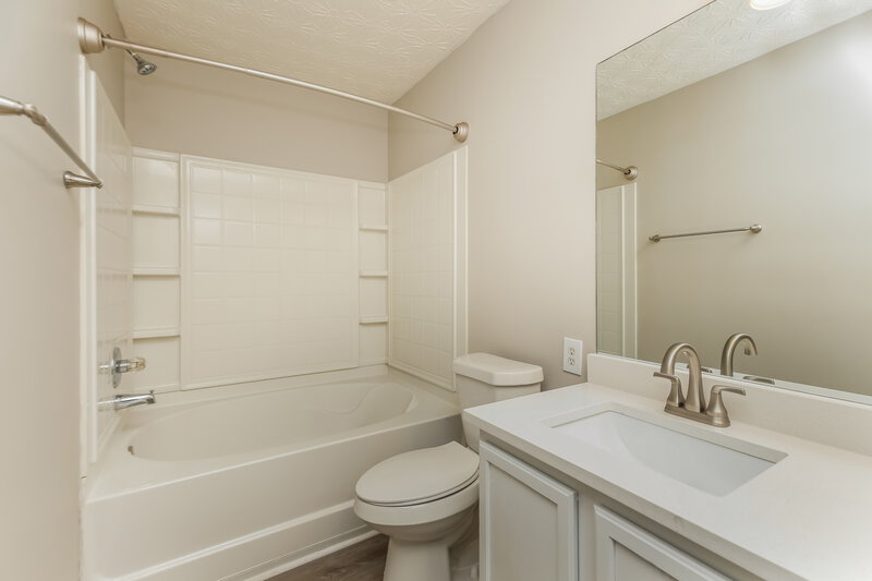 3,340/Mo, 203 Silver Spring St Dallas, GA 30157 Bathroom View