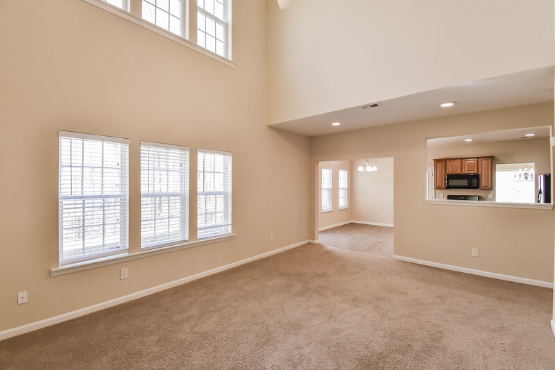 3,110/Mo, 1061 Southwood Dr Villa Rica, GA 30180 Living Room View