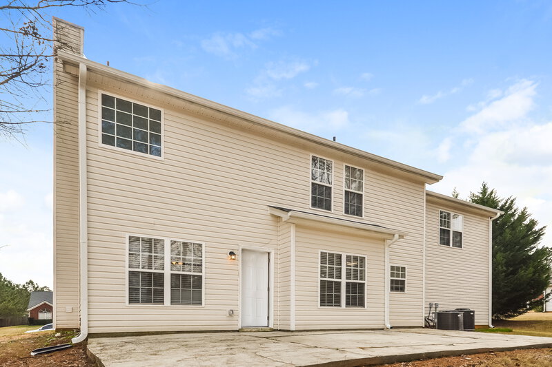 2,265/Mo, 205 Fieldstone Ln Covington, GA 30016 Rear View