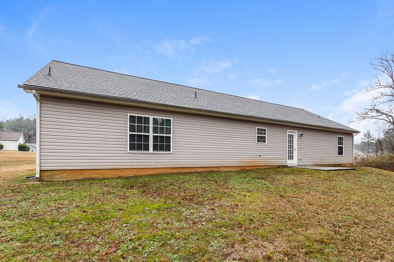 1,805/Mo, 1408 Deer Creek Ct Monroe, GA 30655 Rear View