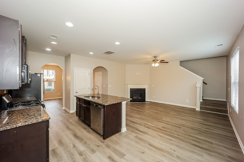 2,135/Mo, 5914 Grande River Rd Atlanta, GA 30349 Floorplan View 3