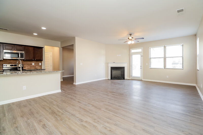 2,015/Mo, 1079 Lear Dr Locust Grove, GA 30248 Living Room View