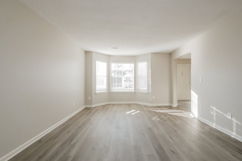 2,435/Mo, 898 Tara Bnd Hampton, GA 30228 Family Room View