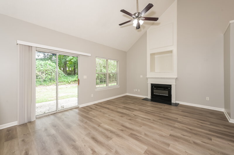 2,070/Mo, 2285 Wingfoot Pl Decatur, GA 30035 Living Room View