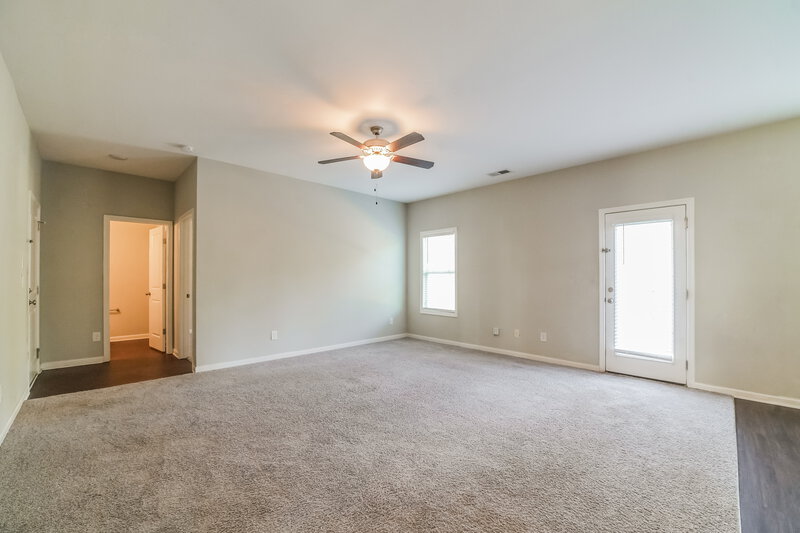 1,960/Mo, 286 Waters Edge Pkwy Temple, GA 30179 Living Room View