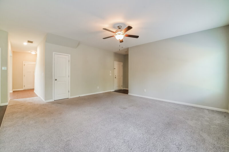 1,960/Mo, 286 Waters Edge Pkwy Temple, GA 30179 Living Room View 2