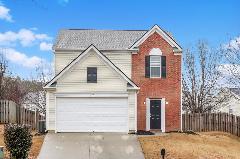2,170/Mo, 527 Ives Cir NW Lilburn, GA 30047 External View