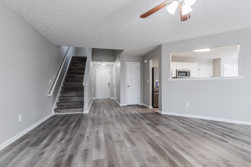 2,170/Mo, 527 Ives Cir NW Lilburn, GA 30047 Living Room View 2