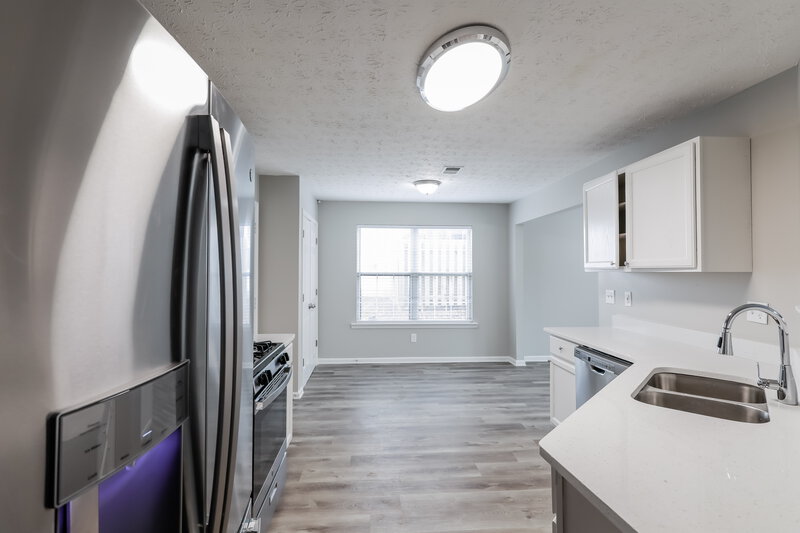 2,170/Mo, 527 Ives Cir NW Lilburn, GA 30047 Kitchen View 2