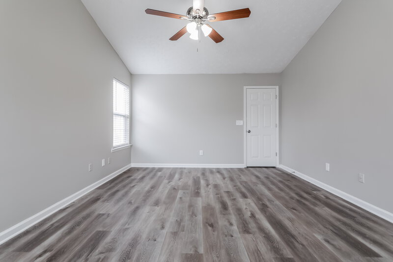 2,170/Mo, 527 Ives Cir NW Lilburn, GA 30047 Main Bedroom View