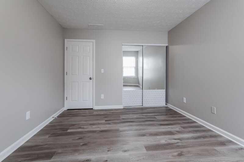 2,170/Mo, 527 Ives Cir NW Lilburn, GA 30047 Bedroom View 3