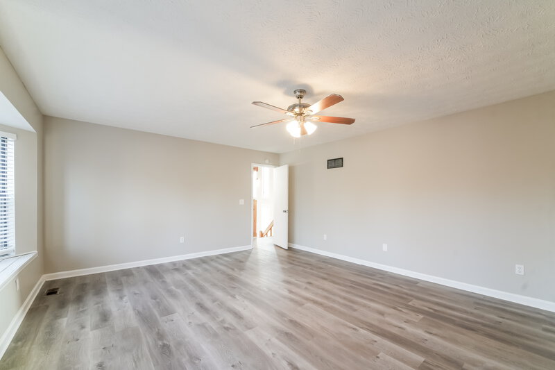 2,425/Mo, 751 Alison Jane Ct NE Kennesaw, GA 30144 Main Bedroom View