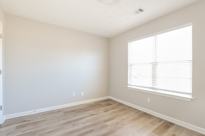 1,940/Mo, 958 Sugar Landing Cir Sugar Hill, GA 30518 Family Room View