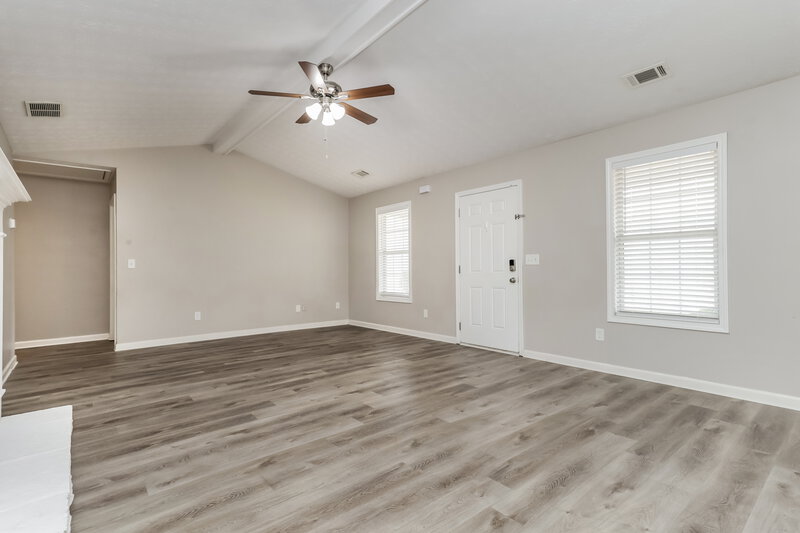 1,780/Mo, 335 Cattlemans Cir McDonough, GA 30252 Living Room View