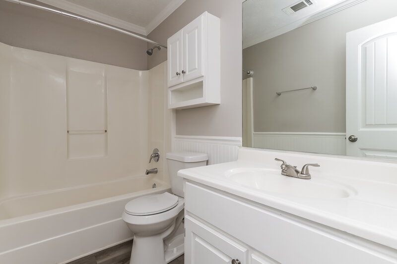 1,780/Mo, 335 Cattlemans Cir McDonough, GA 30252 Bathroom View