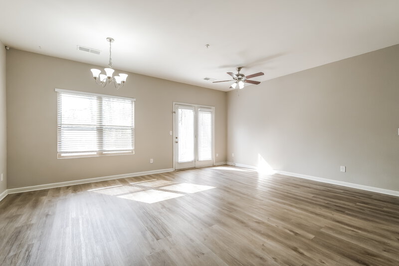 1,885/Mo, 1890 Old Dogwood Jonesboro, GA 30238 Dining Room View