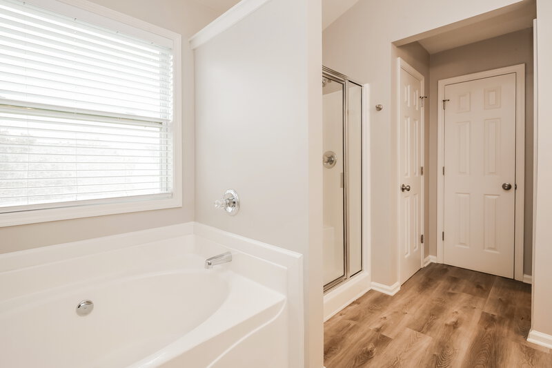 2,465/Mo, 3174 Harlstone Dr Duluth, GA 30096 Main Bathroom View 2
