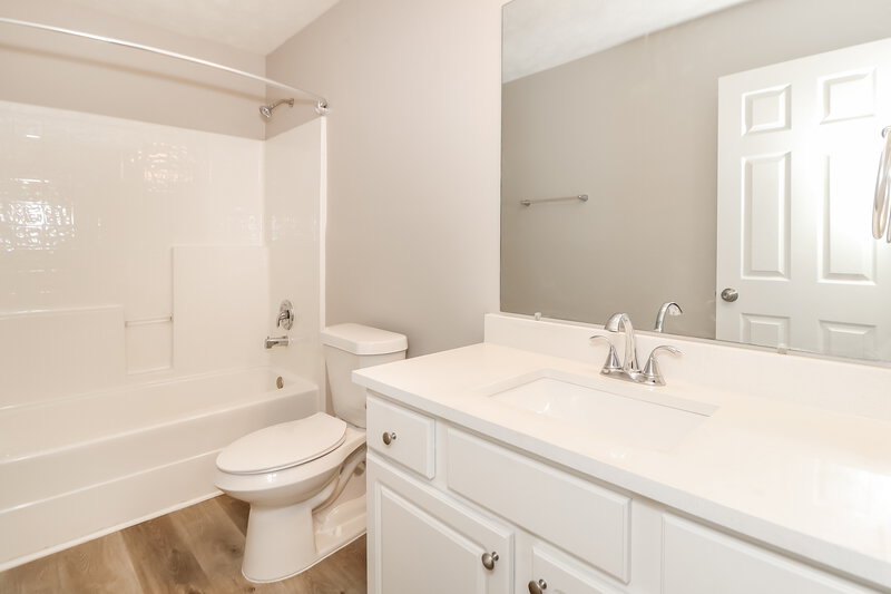 2,765/Mo, 640 Manor Glen Dr Suwanee, GA 30024 Bathroom View