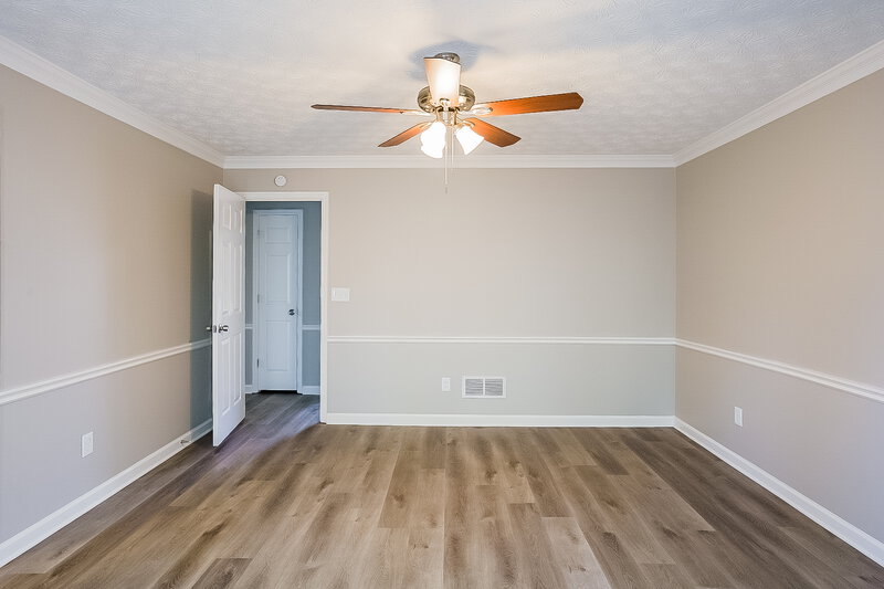 2,455/Mo, 301 Sandhurst Way SW Marietta, GA 30060 Main Bedroom View 2
