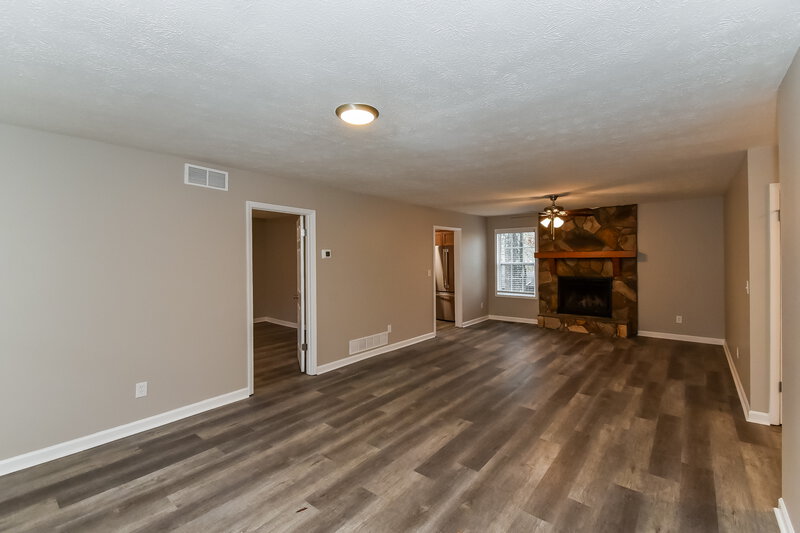 1,880/Mo, 6677 Birchwood Ter Winston, GA 30187 Living Room View