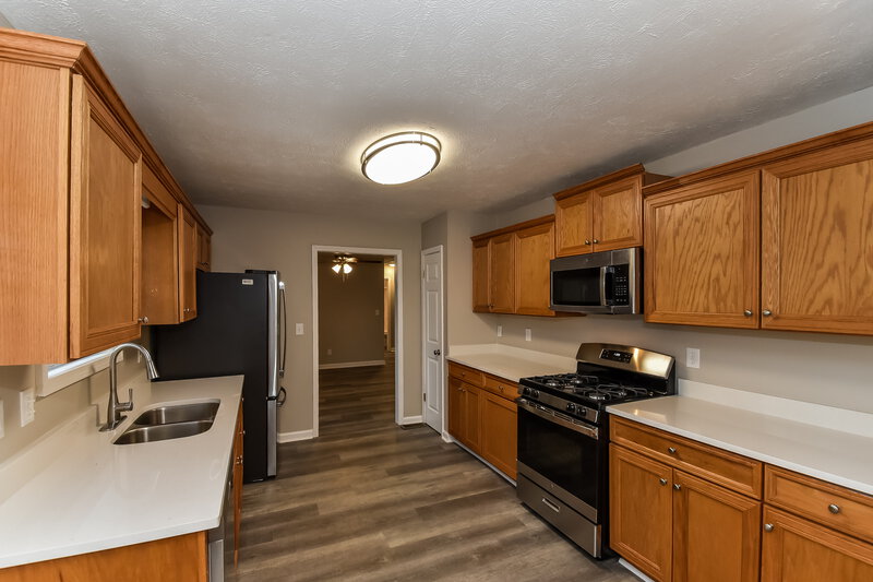 1,880/Mo, 6677 Birchwood Ter Winston, GA 30187 Kitchen View