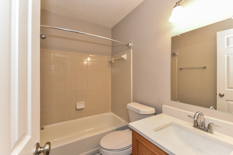 1,880/Mo, 6677 Birchwood Ter Winston, GA 30187 Bathroom View