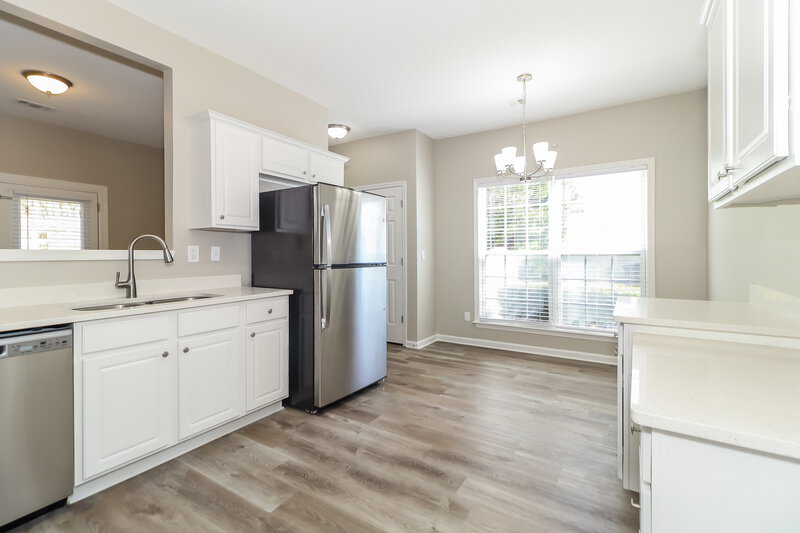 2,520/Mo, 2668 Davenham Ln Duluth, GA 30096 Kitchen View 2