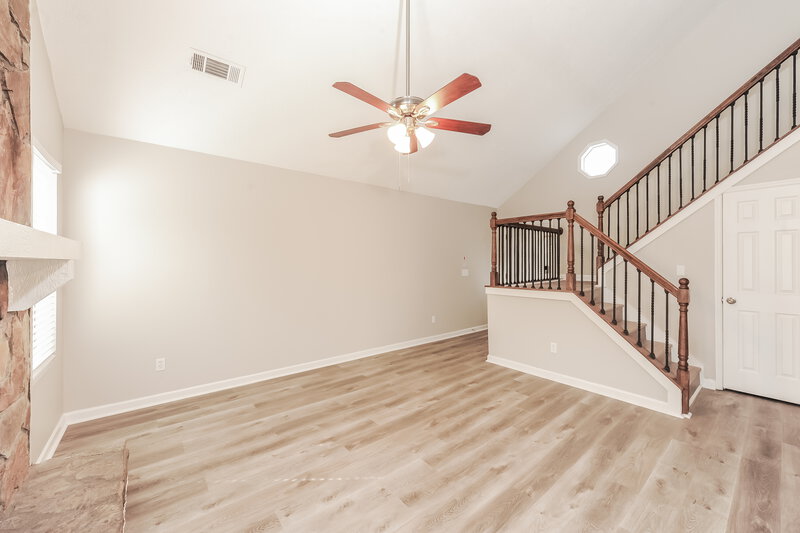 1,990/Mo, 4186 Shiloh Ridge Trl NW Kennesaw, GA 30144 Living Room View