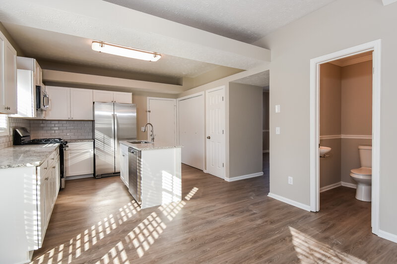 2,435/Mo, 2282 Martingale Ln Lawrenceville, GA 30044 Kitchen View