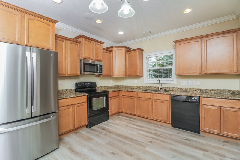 1,895/Mo, 14 Courtyard Ln Cartersville, GA 30120 Kitchen View 2