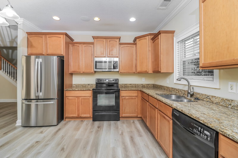 1,895/Mo, 14 Courtyard Ln Cartersville, GA 30120 Kitchen View 3