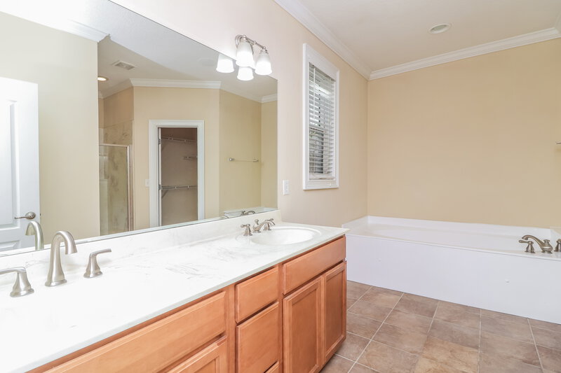 1,895/Mo, 14 Courtyard Ln Cartersville, GA 30120 Main Bathroom View