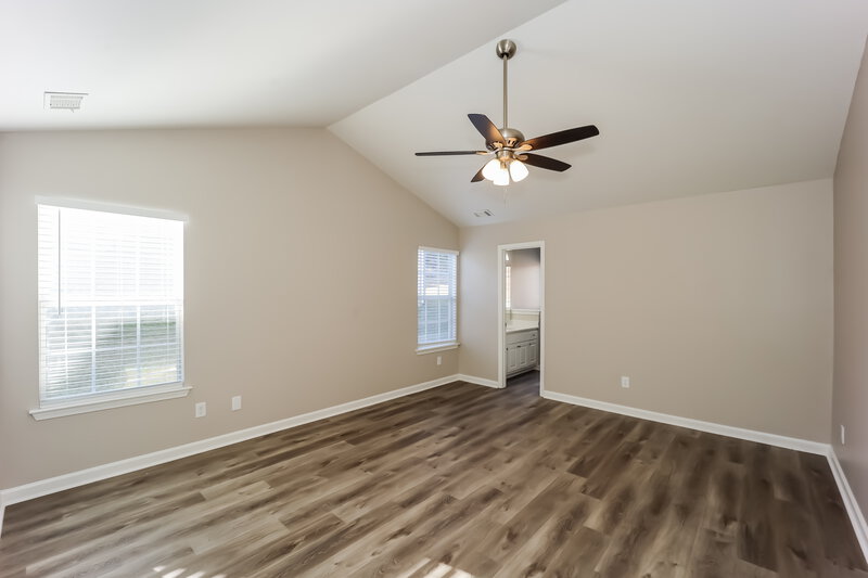 2,110/Mo, 5744 Village Loop Fairburn, GA 30213 Main Bedroom View 2