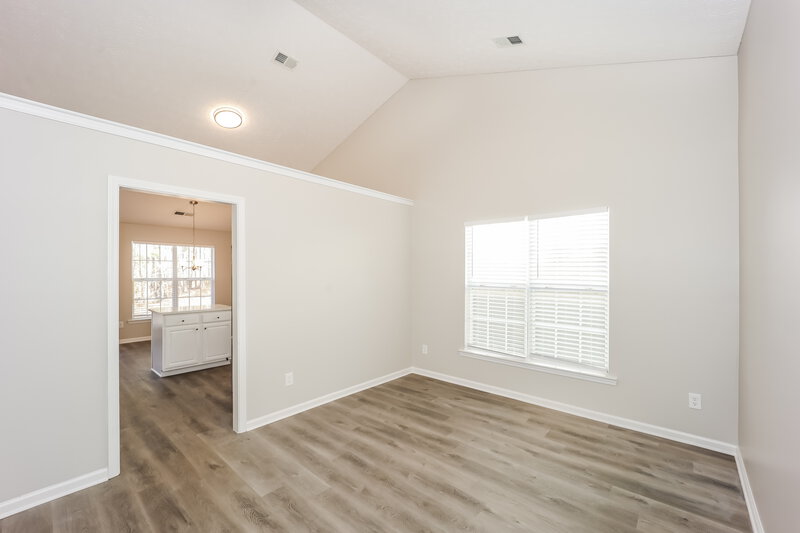 2,685/Mo, 8835 Lake Road Union City, GA 30291 Dining Room View