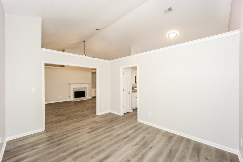 2,685/Mo, 8835 Lake Road Union City, GA 30291 Dining Room View 2