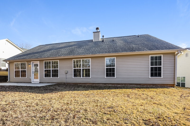 2,685/Mo, 8835 Lake Road Union City, GA 30291 Rear View