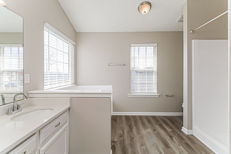 2,450/Mo, 1413 Buckingham Pl Stockbridge, GA 30281 Main Bedroom View 2