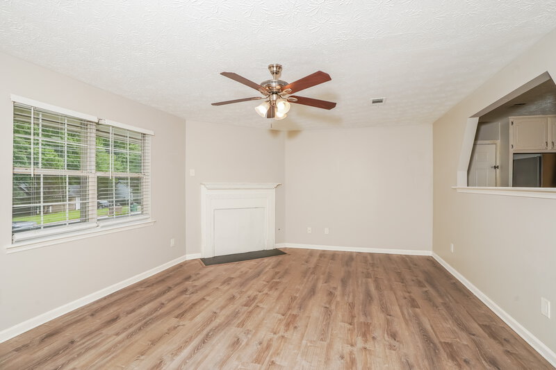 1,685/Mo, 915 Walnut Creek Ln Jonesboro, GA 30238 Misc View 2