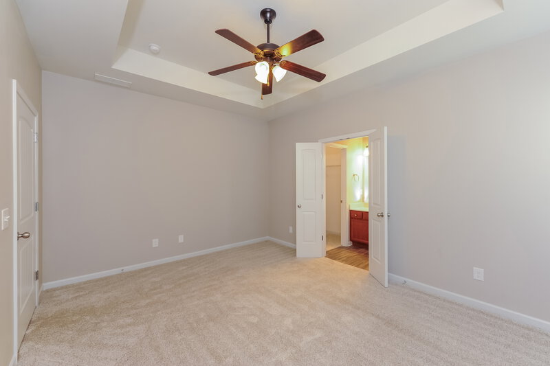 1,725/Mo, 105 Howard Ave Nw Cartersville, GA 30121 Main Bedroom View 2