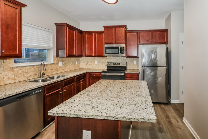 2,260/Mo, 11097 Wind Ridge Dr Hampton, GA 30228 Kitchen View