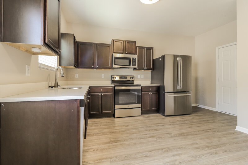 1,930/Mo, 27 Culver Ridge Dr Cartersville, GA 30120 Kitchen View