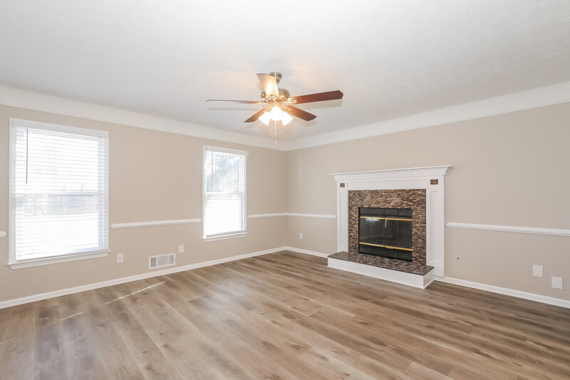 2,095/Mo, 4095 Winchester Way Loganville, GA 30052 Living Room View