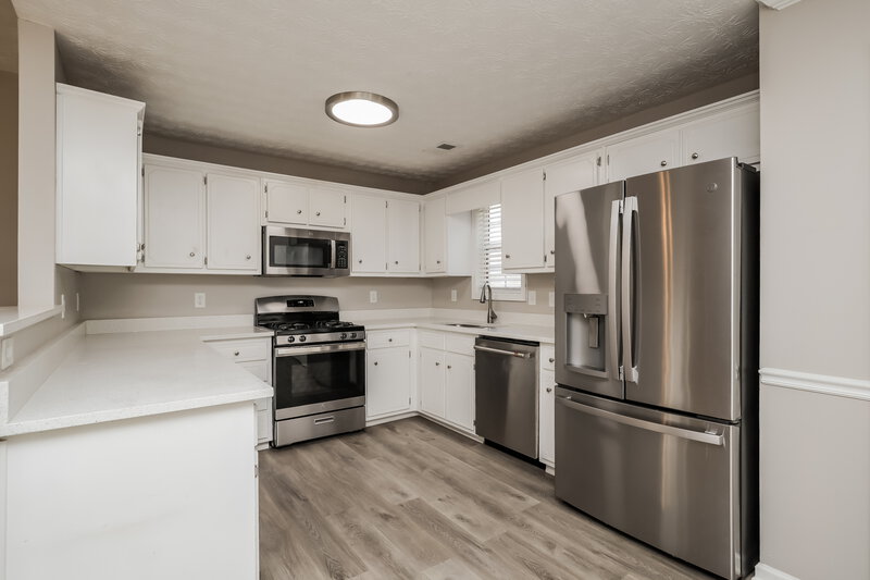 1,815/Mo, 308 Kellys Walk Locust Grove, GA 30248 Kitchen View