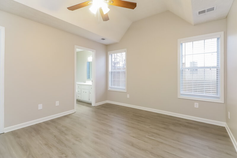 2,520/Mo, 308 Kellys Walk Locust Grove, GA 30248 Main Bedroom View 2