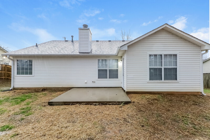 2,520/Mo, 308 Kellys Walk Locust Grove, GA 30248 Rear View