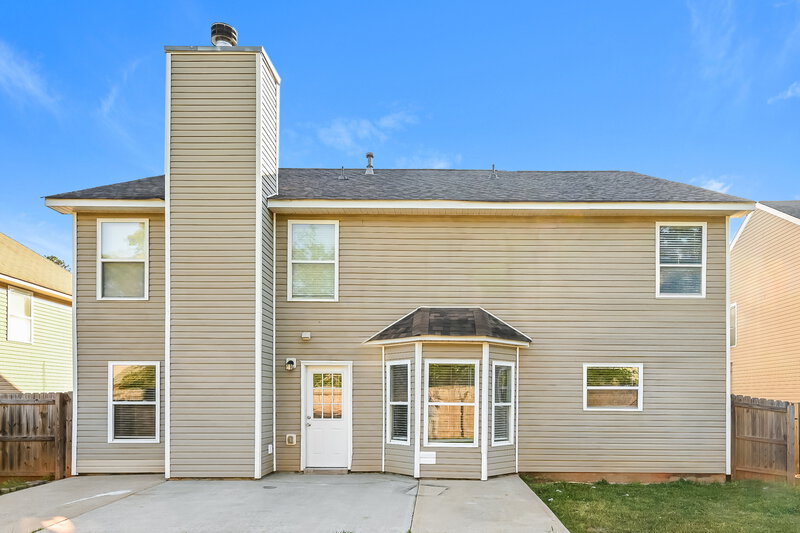 2,590/Mo, 3942 Rosebud Park Dr Snellville, GA 30039 Rear View 2