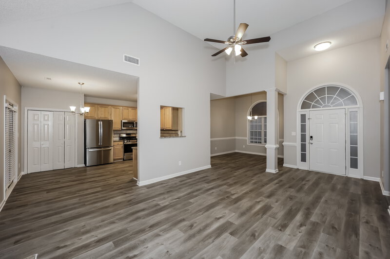 2,210/Mo, 9 Terrace Park Newnan, GA 30265 Living Room View 2