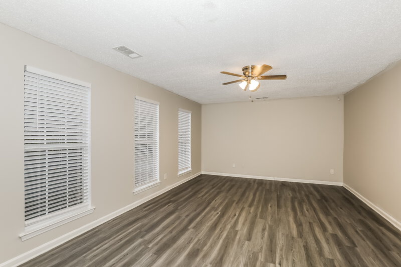 2,190/Mo, 5391 Katherine Village Dr Ellenwood, GA 30294 Living Room View