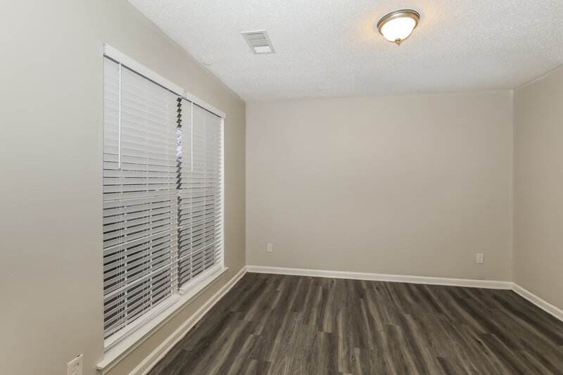 2,190/Mo, 5391 Katherine Village Dr Ellenwood, GA 30294 Family Room View